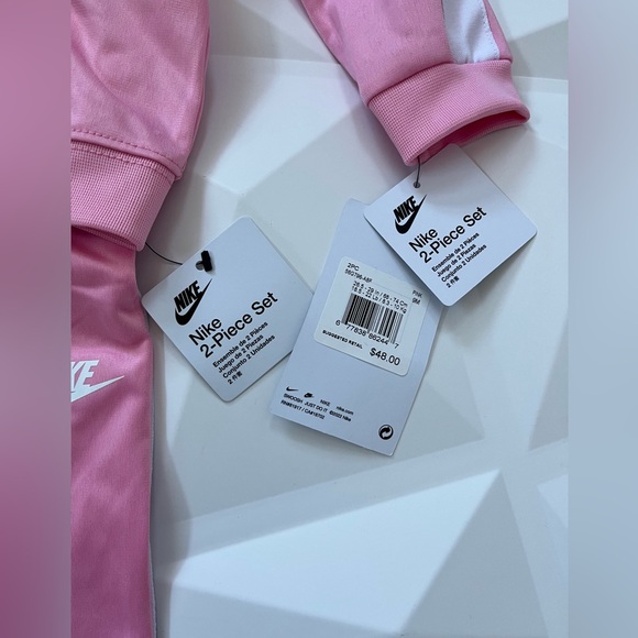 Nike
Baby Girl 2-Piece Long-Sleeve Jacket and Pants Set 9 M 📦% - Picture 5 of 15